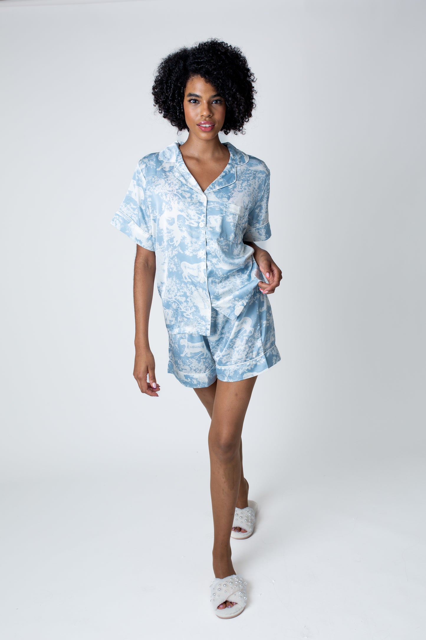 The Toile de Jouy Short Pajamas Light Blue