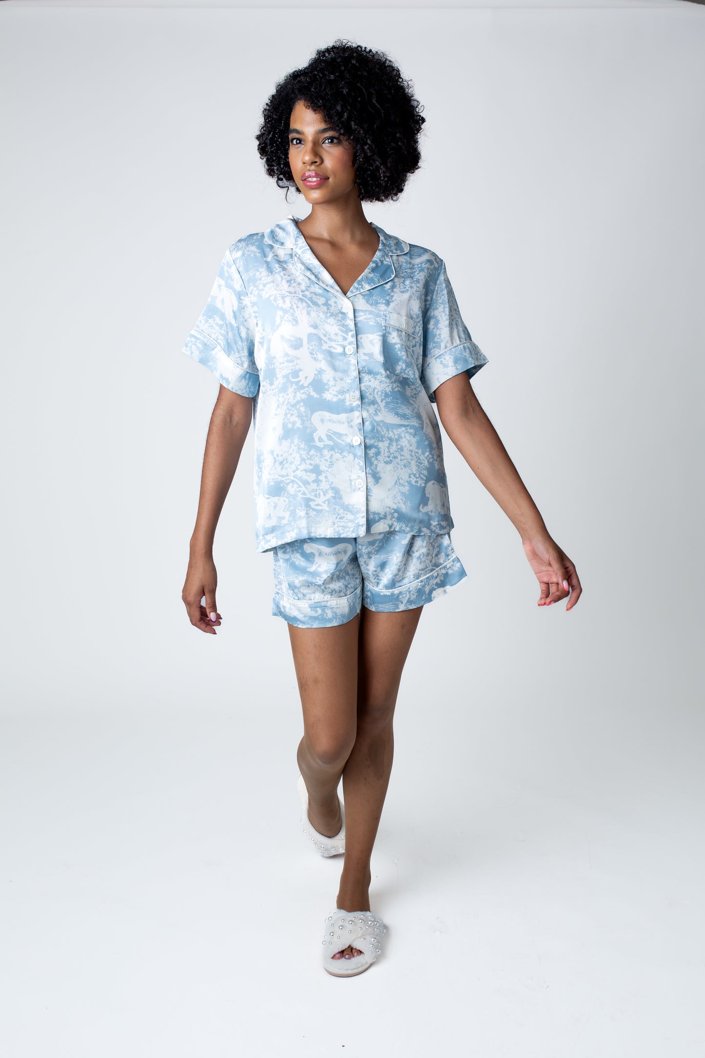 The Toile de Jouy Short Pajamas Light Blue