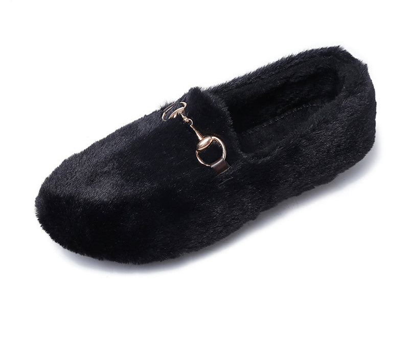 The Fluffy Ares Slippers Black