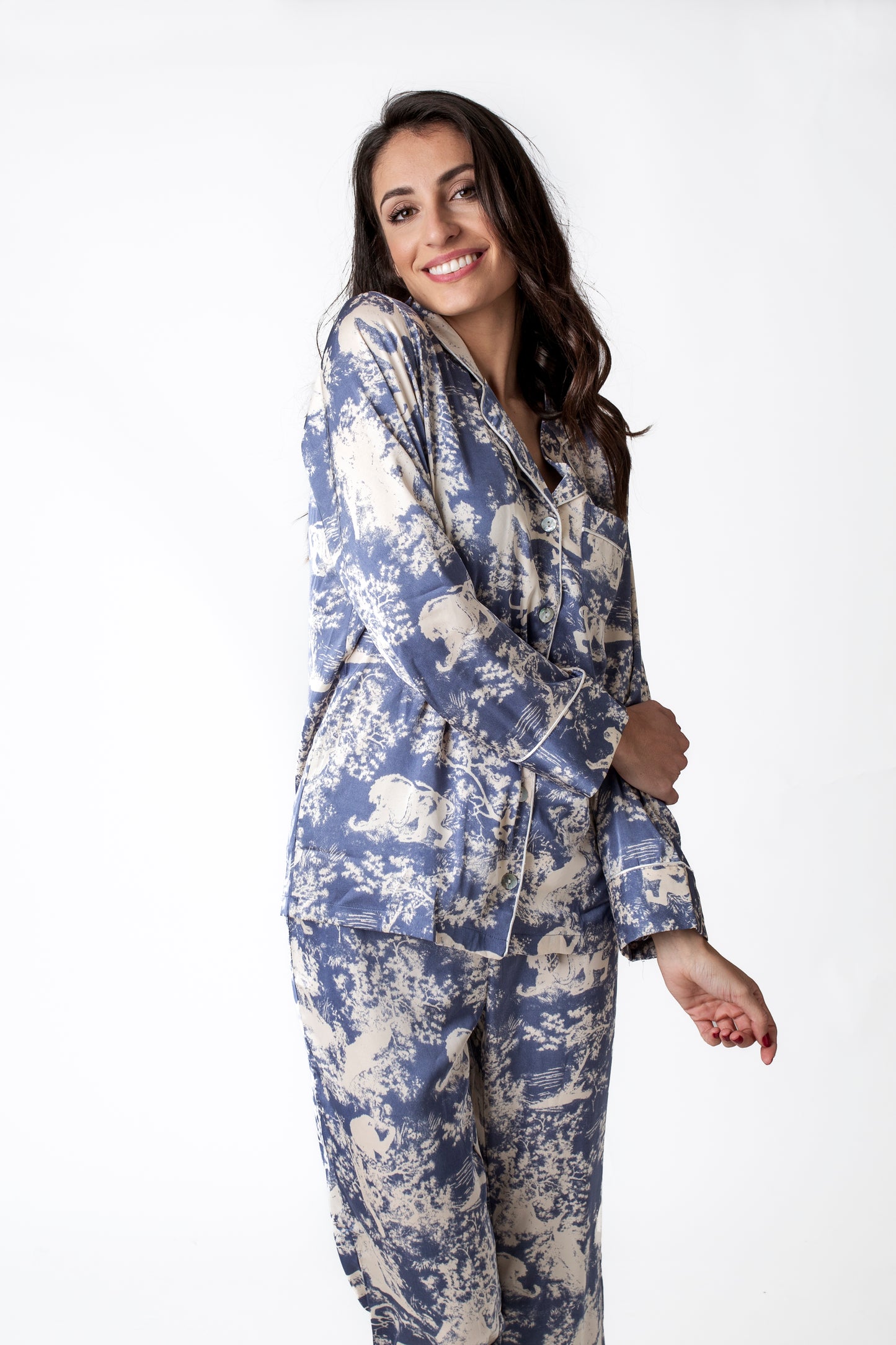 The Toile de Jouy Long Pajamas Blue