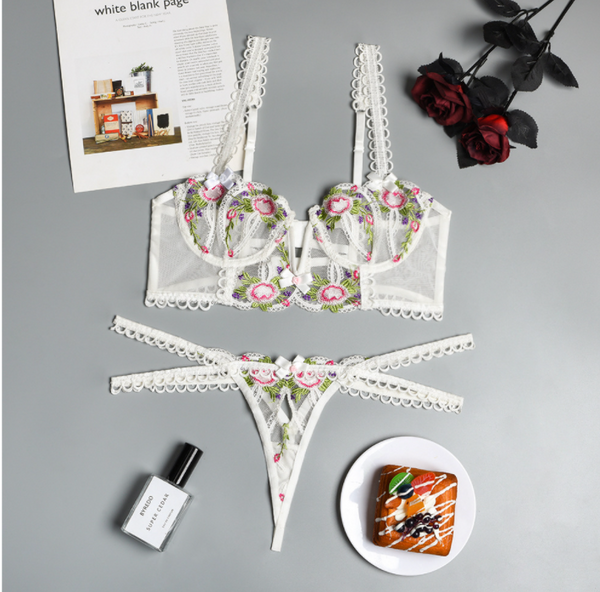 Aura Lingerie Set