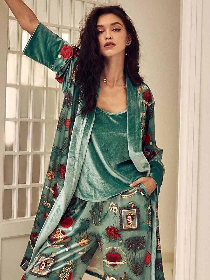 LIMITED EDITION FRIDA Velvet Pajamas Set